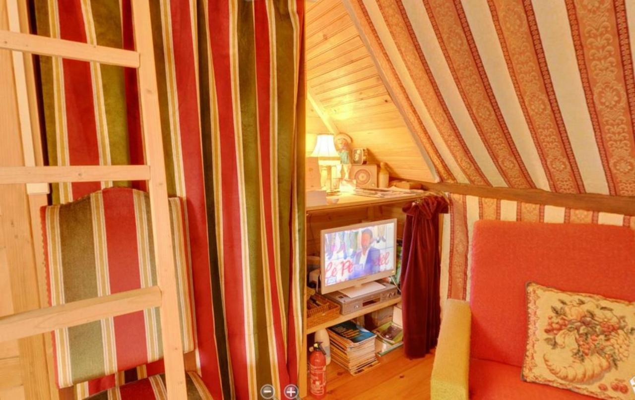 Chambre D'Hotes De La Galaisiere Préaux Exterior photo